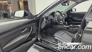 BMW Gran Turismo GT 320d xDrive 2020 года из Южной Кореи