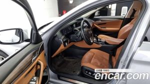 BMW 5-Series 530e Luxury 2020 года из Южной Кореи