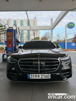Mercedes-Benz S-Class S500L 4MATIC 2023 года из Южной Кореи