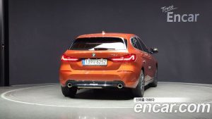 BMW 1-Series 118d Sport 2021 года из Южной Кореи
