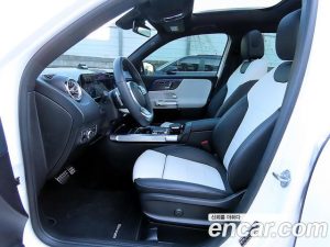 Mercedes-Benz GLB-Class GLB250 4MATIC 2020 года из Южной Кореи