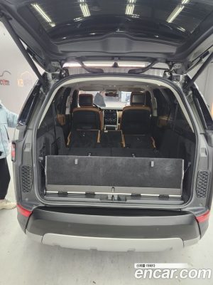 Land Rover Discovery 3.0 SD6 HSE Luxury 2020 года из Южной Кореи