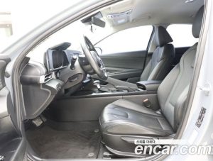 Hyundai AVANTE 1.6 2021 года из Южной Кореи