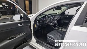 Kia K5 2.0 2020 года из Южной Кореи