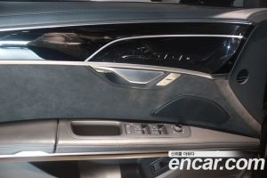 Audi A8 50 TDI 4WD 2020 года из Южной Кореи
