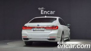 BMW 7-Series 740Li xDrive Design Pure Excellence 2021 года из Южной Кореи