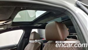 BMW 7-Series 740Li xDrive Design Pure Excellence 2021 года из Южной Кореи