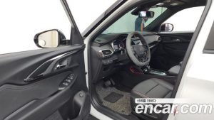 ChevroletGMDaewoo Trailblazer 1.3 Turbo 2WD 2022 года из Южной Кореи