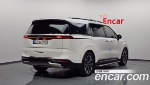 Kia Carnival Бензин 7-Seater Signature 2023 года из Южной Кореи