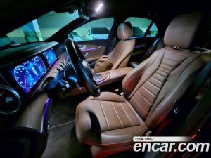 Mercedes-Benz E-Class E250 Exclusive 2021 года из Южной Кореи