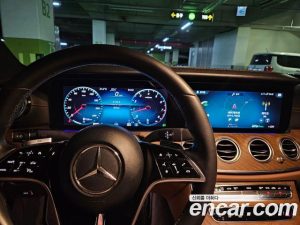 Mercedes-Benz E-Class E250 Exclusive 2021 года из Южной Кореи