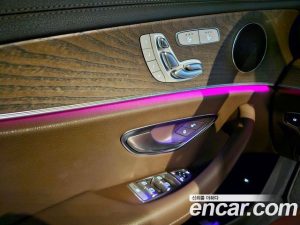 Mercedes-Benz E-Class E250 Exclusive 2021 года из Южной Кореи