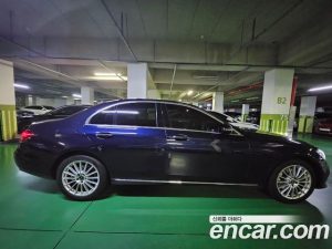 Mercedes-Benz E-Class E250 Exclusive 2021 года из Южной Кореи