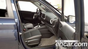 Hyundai Venue 1.6 Flux 2020 года из Южной Кореи