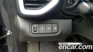 Hyundai Venue 1.6 Flux 2020 года из Южной Кореи