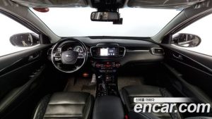 Kia Sorento Дизель 2.2 2WD 2020 года из Южной Кореи