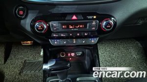 Kia Sorento Дизель 2.2 2WD 2020 года из Южной Кореи