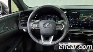 Lexus RX Luxury 2023 года из Южной Кореи