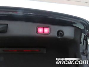 Mercedes-Benz E-Class E220d 4MATIC AMG Line 2021 года из Южной Кореи