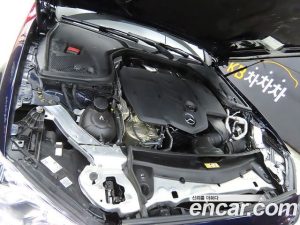 Mercedes-Benz E-Class E220d 4MATIC AMG Line 2021 года из Южной Кореи