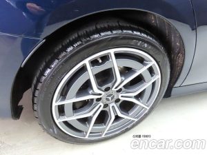 Mercedes-Benz E-Class E220d 4MATIC AMG Line 2021 года из Южной Кореи