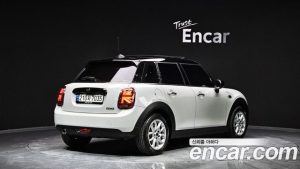 Mini Cooper 5Door HIGH 2021 года из Южной Кореи