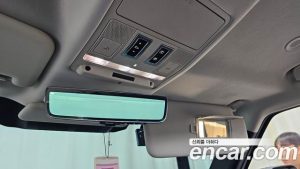 Land Rover Defender 110 D240 SE 2020 года из Южной Кореи