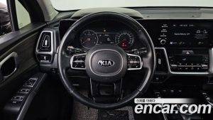Kia Sorento Дизель 2.2 2WD 2021 года из Южной Кореи