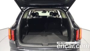 Kia Sorento Дизель 2.2 2WD 2021 года из Южной Кореи