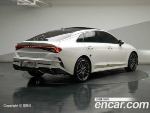 Kia K5 1.6 Turbo 2022 года из Южной Кореи