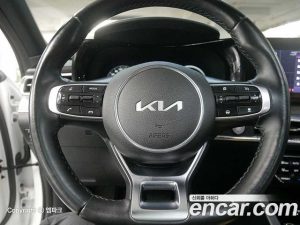 Kia K5 1.6 Turbo 2022 года из Южной Кореи