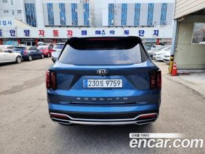 Kia Sorento Дизель 2.2 2WD 2021 года из Южной Кореи