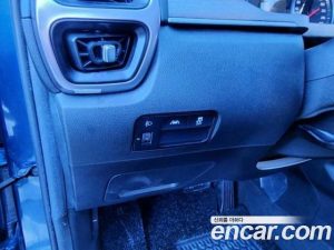 Kia Sorento Дизель 2.2 2WD 2021 года из Южной Кореи
