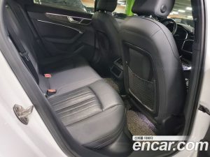 Audi A6 45 TFSI Premium 2021 года из Южной Кореи