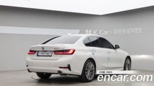 BMW 3-Series 320i Luxury 2021 года из Южной Кореи