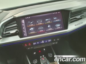 Audi Q4 e-TRON 40 2023 года из Южной Кореи