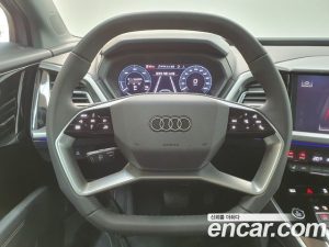 Audi Q4 e-TRON 40 2023 года из Южной Кореи