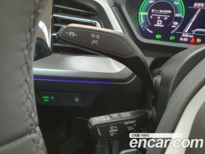 Audi Q4 e-TRON 40 2023 года из Южной Кореи