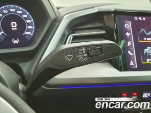 Audi Q4 e-TRON 40 2023 года из Южной Кореи