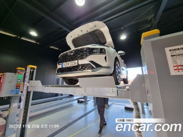 Hyundai Santafe Бензин 2.5T 2WD 2021 года из Кореи