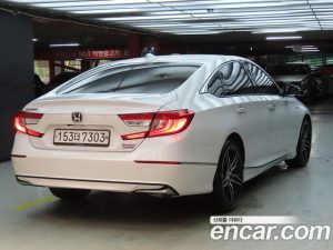 Honda Accord 2.0 HYBRID Touring 2021 года из Южной Кореи