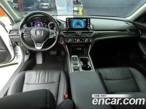 Honda Accord 2.0 HYBRID Touring 2021 года из Южной Кореи