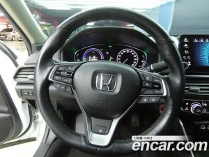 Honda Accord 2.0 HYBRID Touring 2021 года из Южной Кореи
