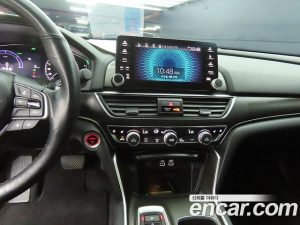 Honda Accord 2.0 HYBRID Touring 2021 года из Южной Кореи
