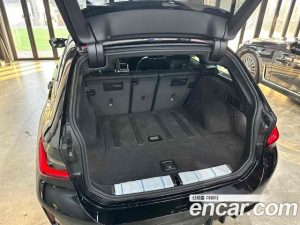 BMW 3-Series M340i xDrive Touring 2023 года из Южной Кореи