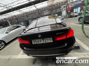 BMW 5-Series 520d Luxury Plus 2020 года из Южной Кореи