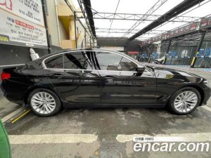 BMW 5-Series 520d Luxury Plus 2020 года из Южной Кореи