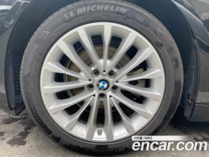 BMW 5-Series 520d Luxury Plus 2020 года из Южной Кореи