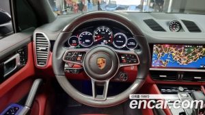 Porsche Cayenne 3.0 2021 года из Южной Кореи
