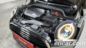 Mini Cooper 5Door DEFAULT 2020 года из Южной Кореи